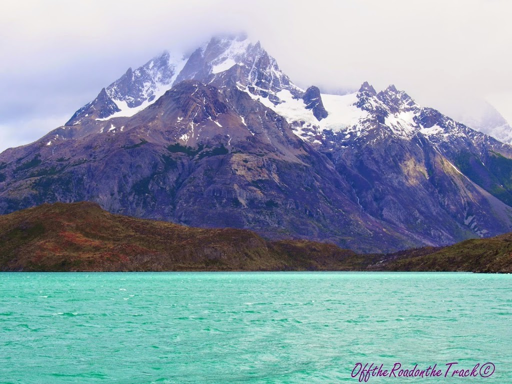 Şili Patagonyası ve bir buzul gölü