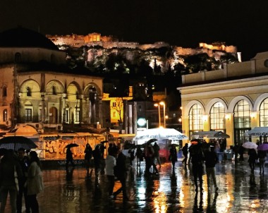 Atina Monastiraki Meydanı